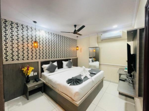 Hotel Blue Petals